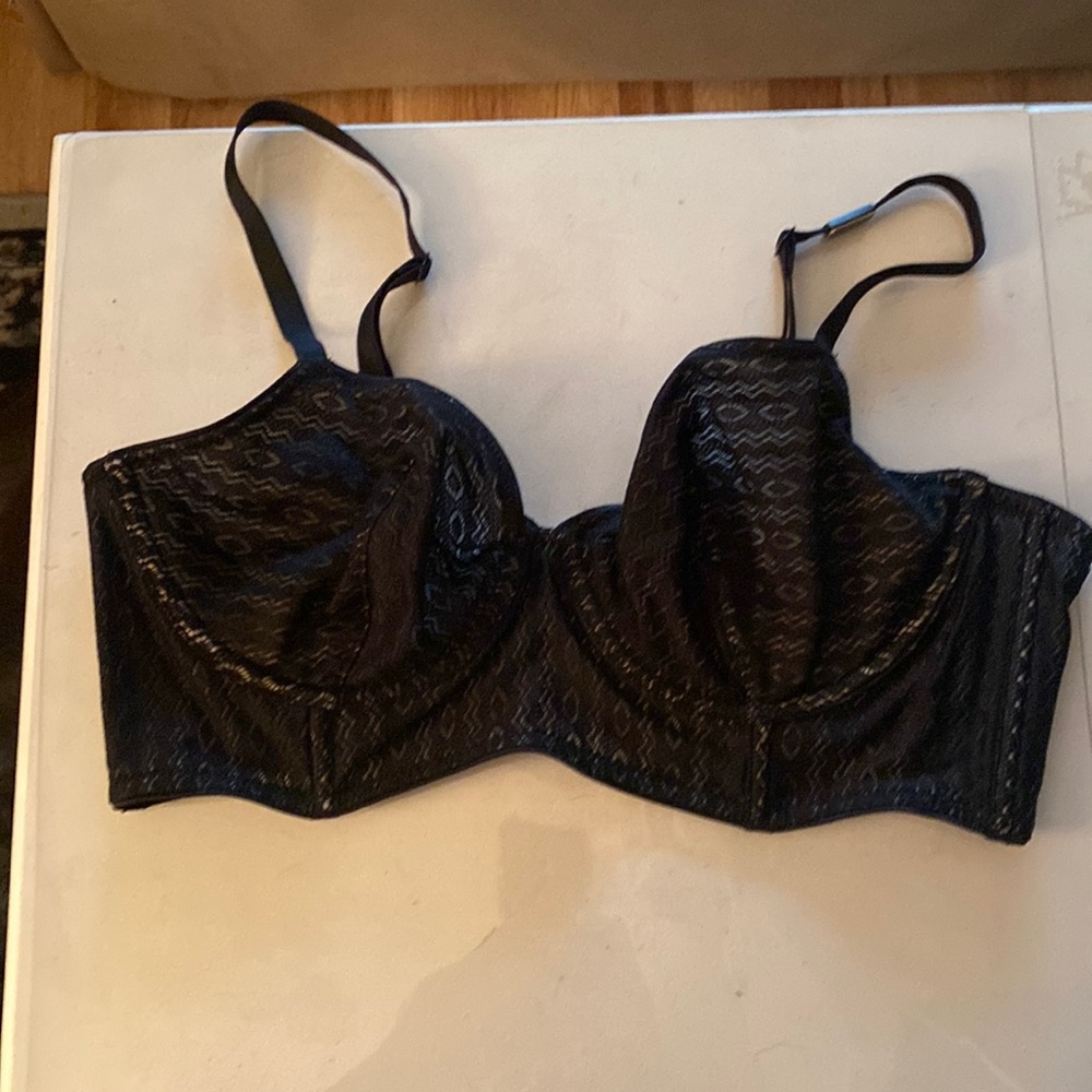Demi Buste 34DD VS